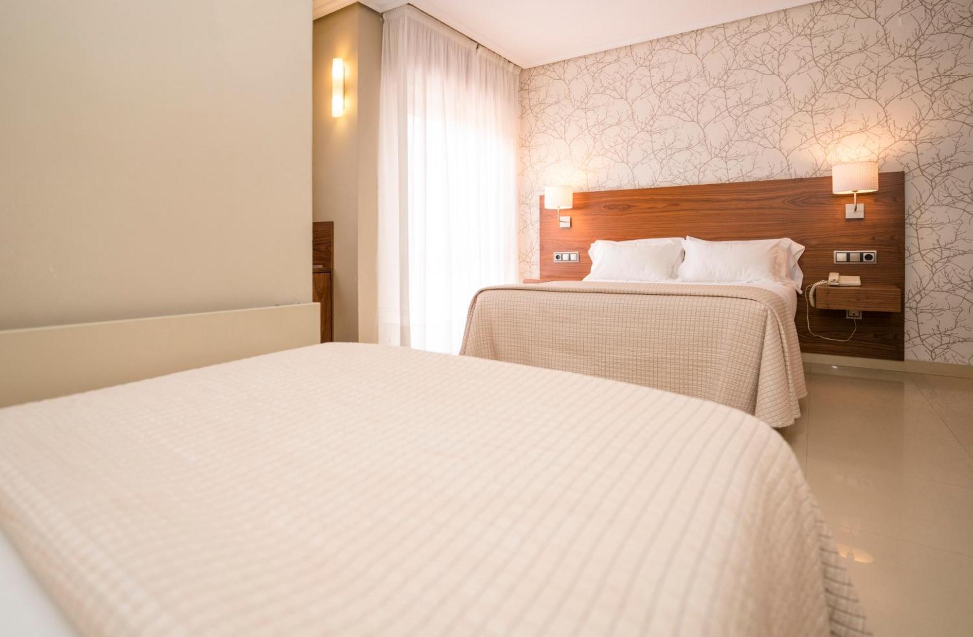 Hotel Piramide 포르토노보 객실 사진